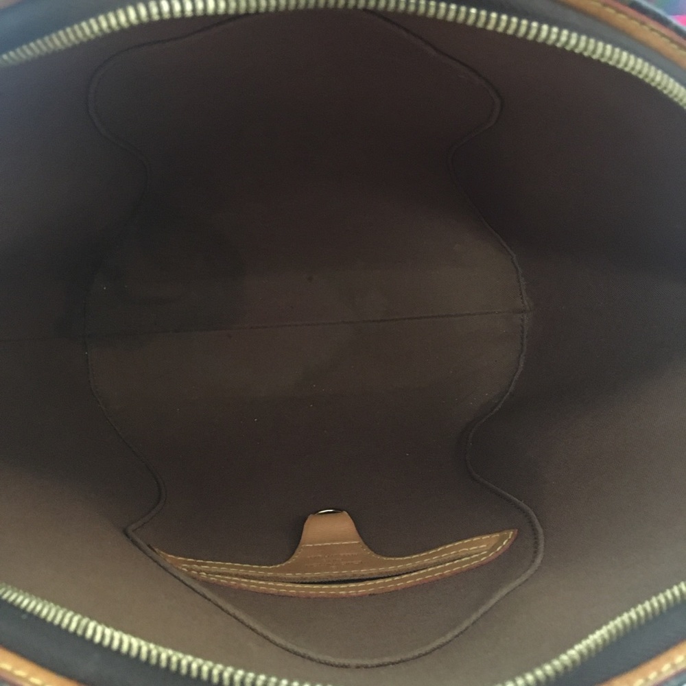 โ SOLD โ ๐ฏ Authentic Louis Vuitton Ellipse GM - Picture 12 of 14